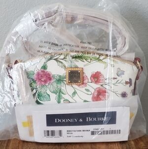 NEW Dooney & Bourke Botanical Collection Suki Crossbody Shoulder Bag